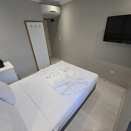 The Empress Theodora Ll Hostel