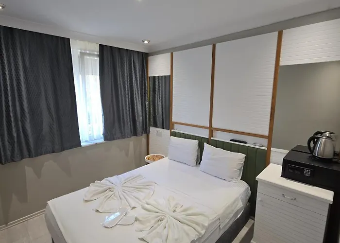 Hotel The Empress Theodora Ll