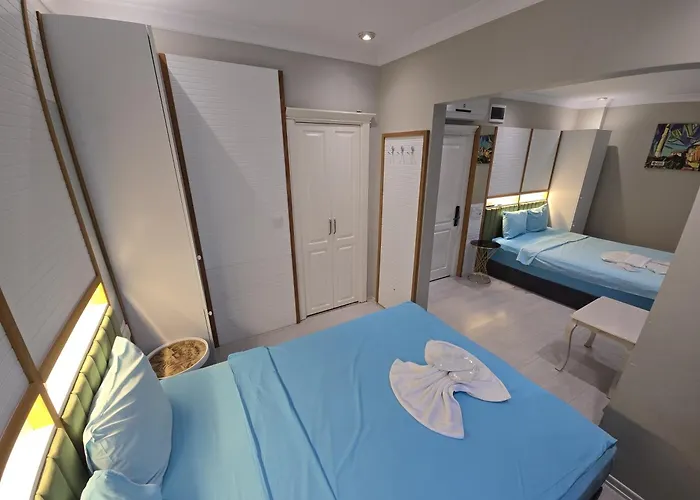 The Empress Theodora Ll * اسطنبول